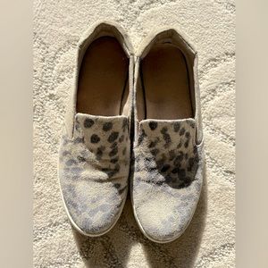 Kenneth Cole Slip On Suede Shoes - Great Condition